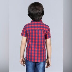 Kids Short-Sleeve Button-Down Plaid Shirt in Red & Navy